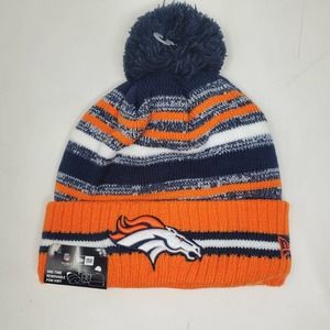 NEW 2021 NFL NEW ERA ON FIELD SIDELINE POM BEANIE - Denver Broncos